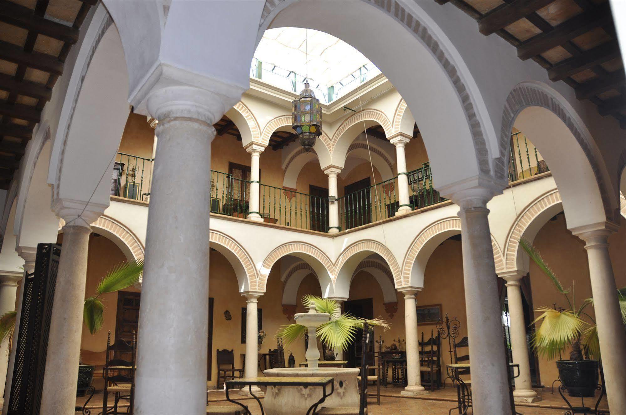 Granados Palacio Boutique Hotel Écija Exterior foto